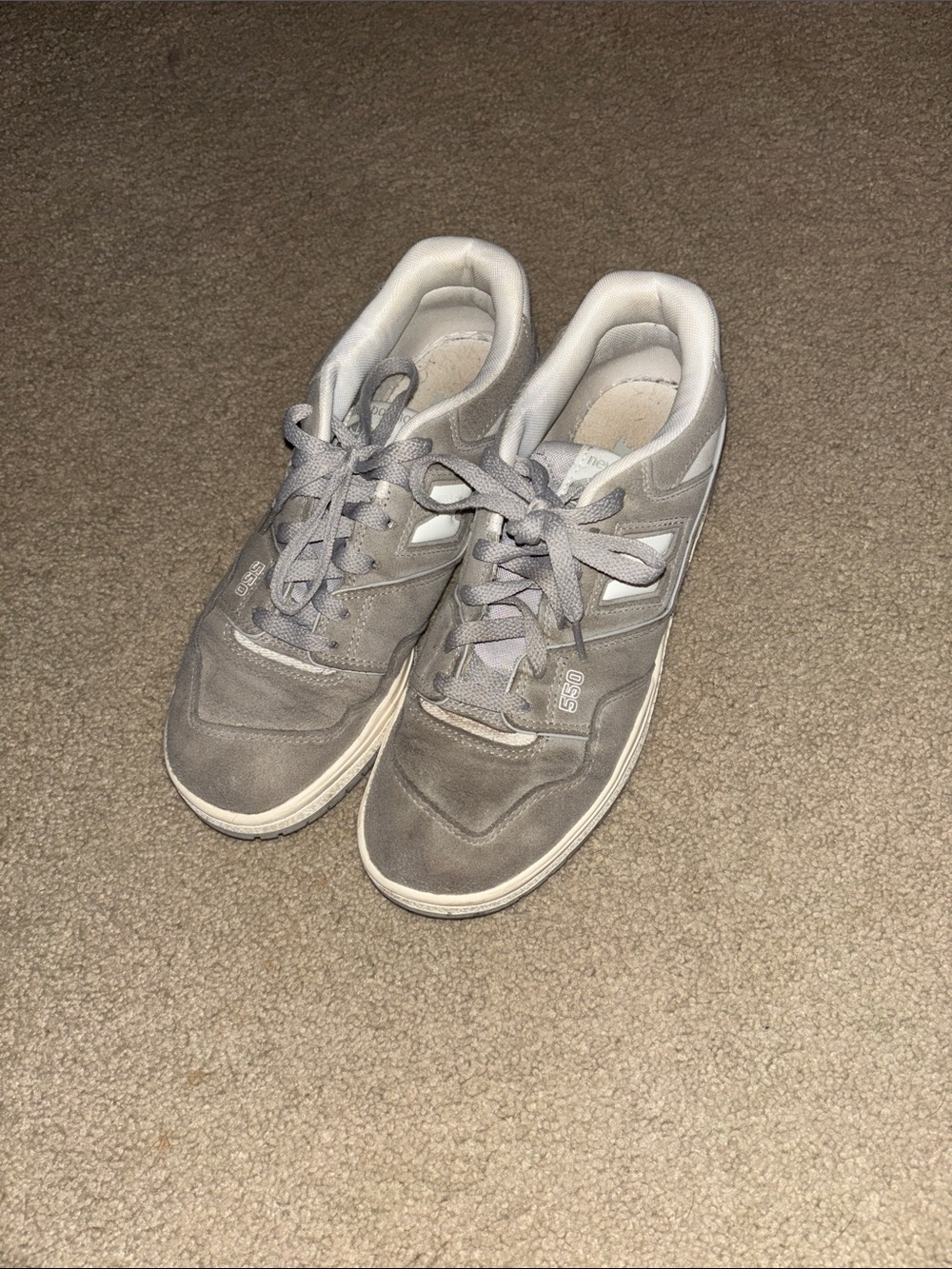 Gray new balance 550’s